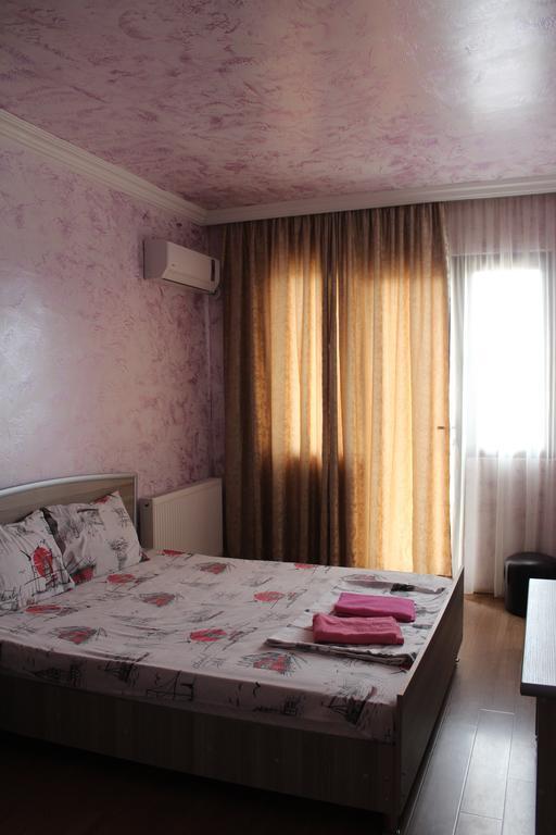 M-Palace Hotel Batumi Room photo
